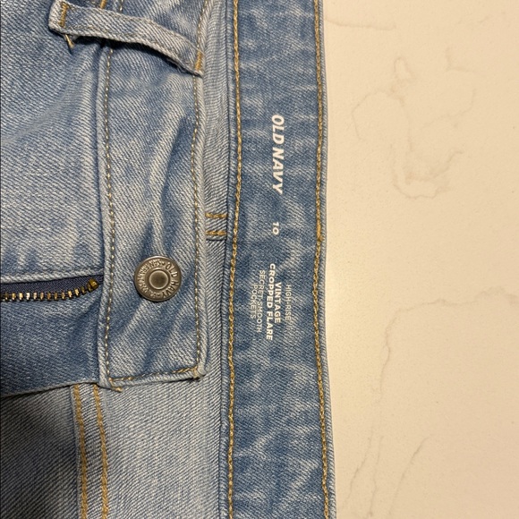 Old Navy Light Blue Straight Leg Jeans - Picture 2 of 3